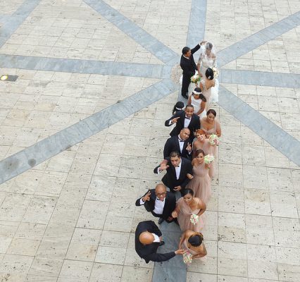 海外の結婚式ではよく行われている