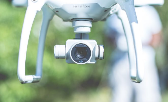 プロ仕様「Phantom 4 Pro」