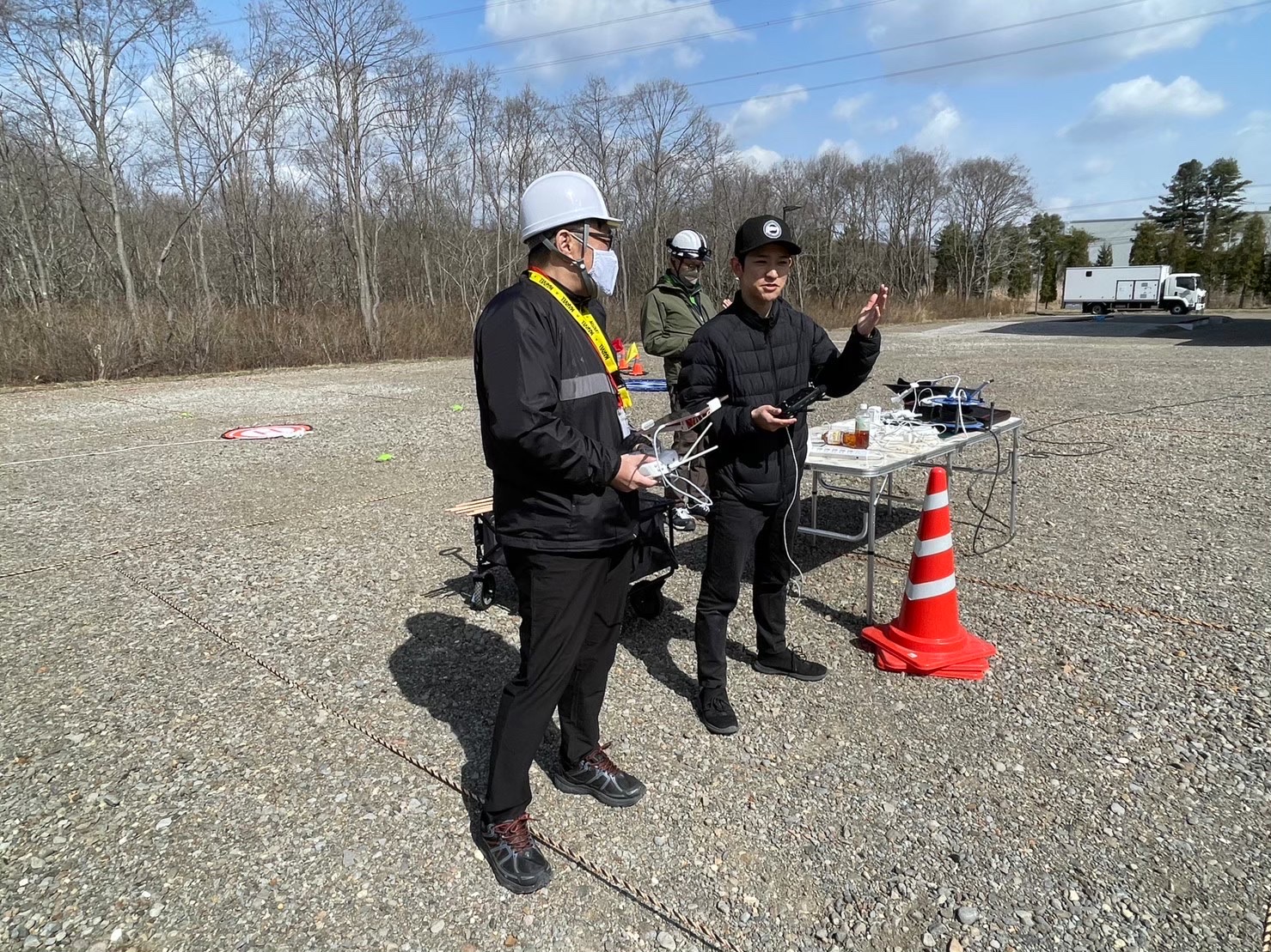WHOOPS! ドローンスクール苫小牧校